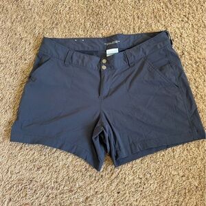 Columbia Women's Blue OMNI SHIELD Advanced Repellency size 12